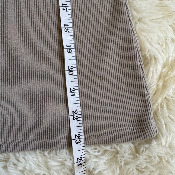 Mod Ref Rhea Tank NWT - Picture 7 of 7